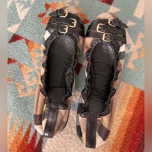 Burberry Ballet Flats